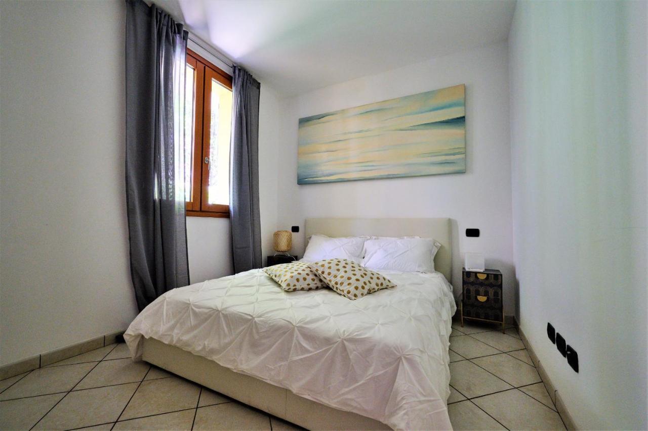 La Casa Dei Tigli - Bilocale Con Taverna E Giardino Lägenhet Gorgonzola Exteriör bild